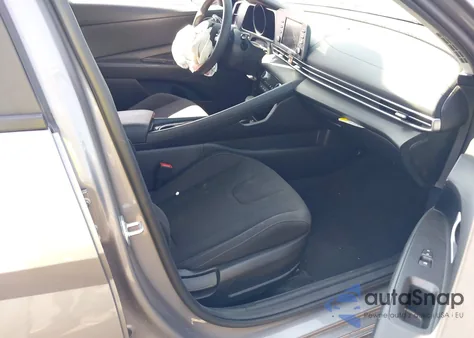 2023 Hyundai Elantra Hybrid Blue z USA, uszkodzony, nr VIN KMHLM4AJ9PU064200